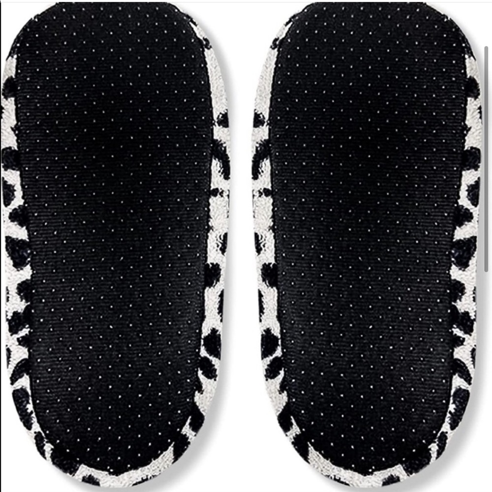 Isaac Mizrahi leopard slippers - Picture 3 of 4
